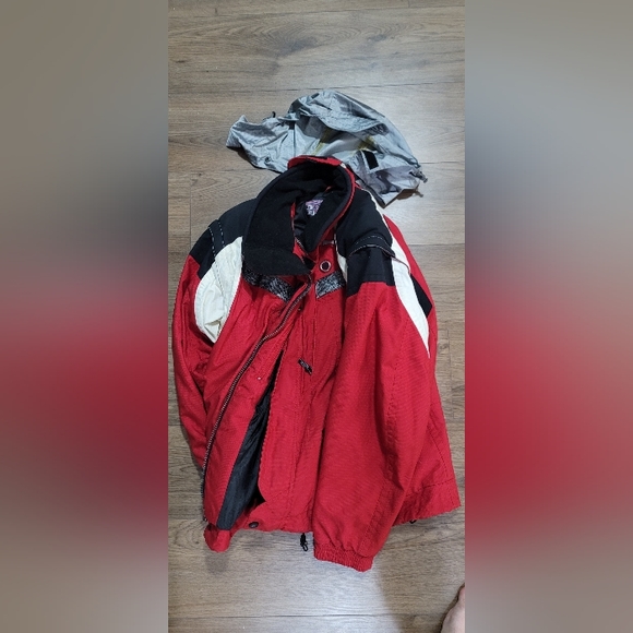 I dont ski anymore - Picture 3 of 3